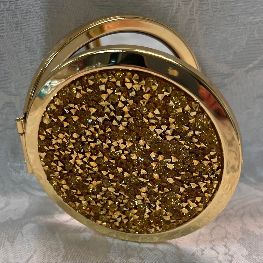 Glam Compact Mirror in Sparkling Gold with Organza Drawstring Dust Bag New